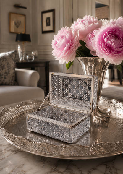 ANTIQUE FRENCH CUT CRYSTAL JEWELRY BOX WITH HINGED LID