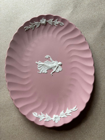 Beautiful pink oval plate Wedgwood