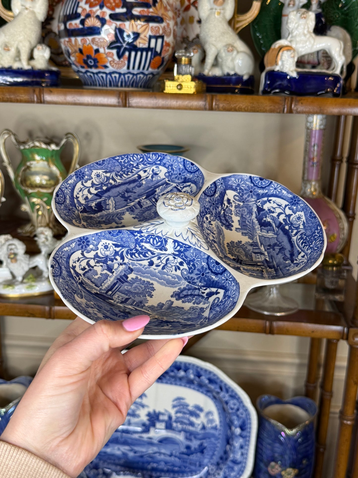 Copeland Blue Italian Trefoil Dish | Circa 1920 | 9.5"W | Style DA4514