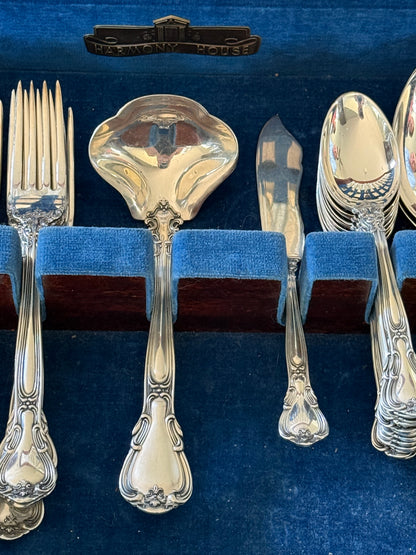 Gorham Unmonogrammed Chantilly Sterling Silver 75-Piece Flatware Set W/ Storage Box