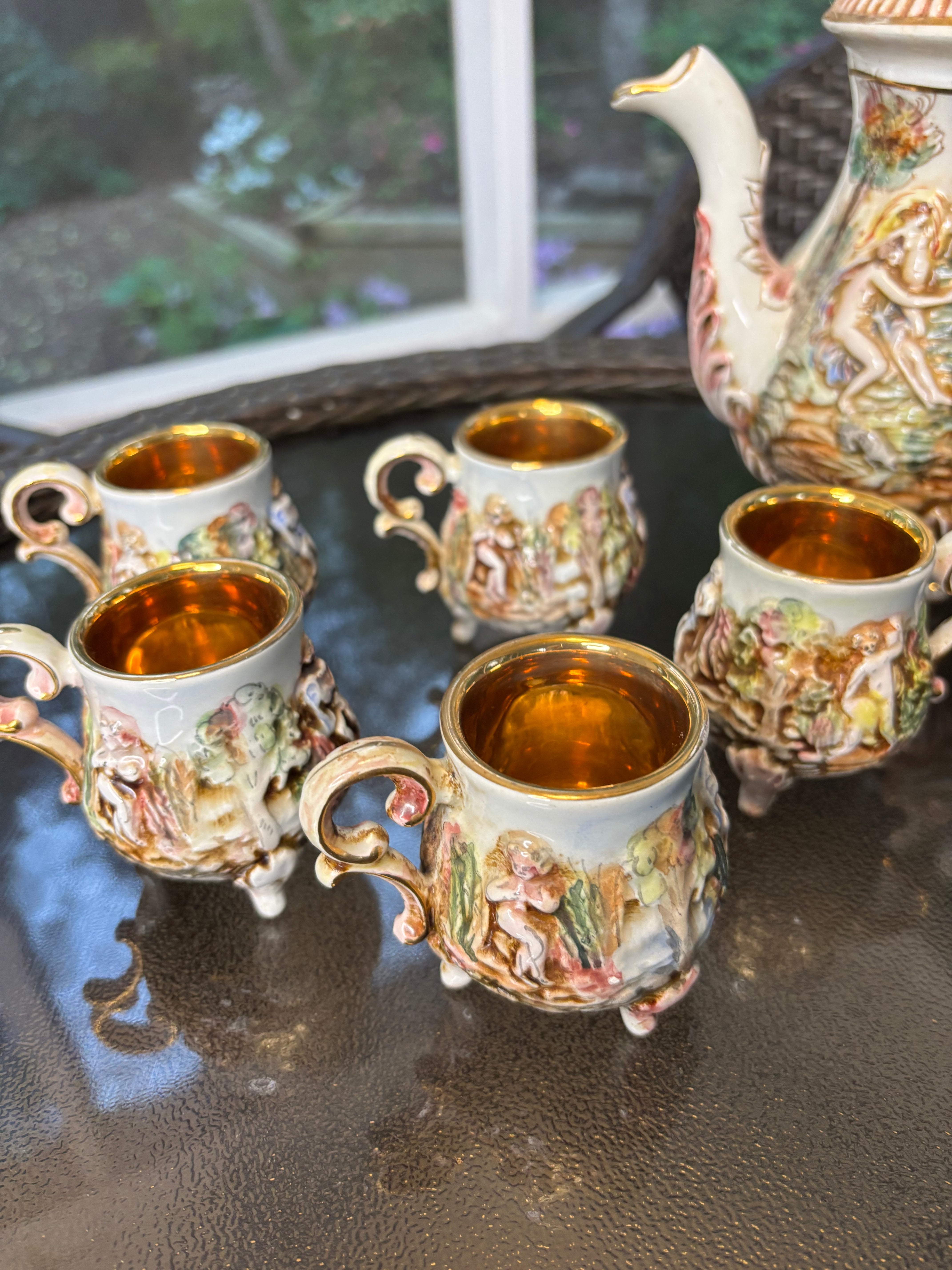 Stunning Italian Capodimonte tea set! - Beautiful condition
