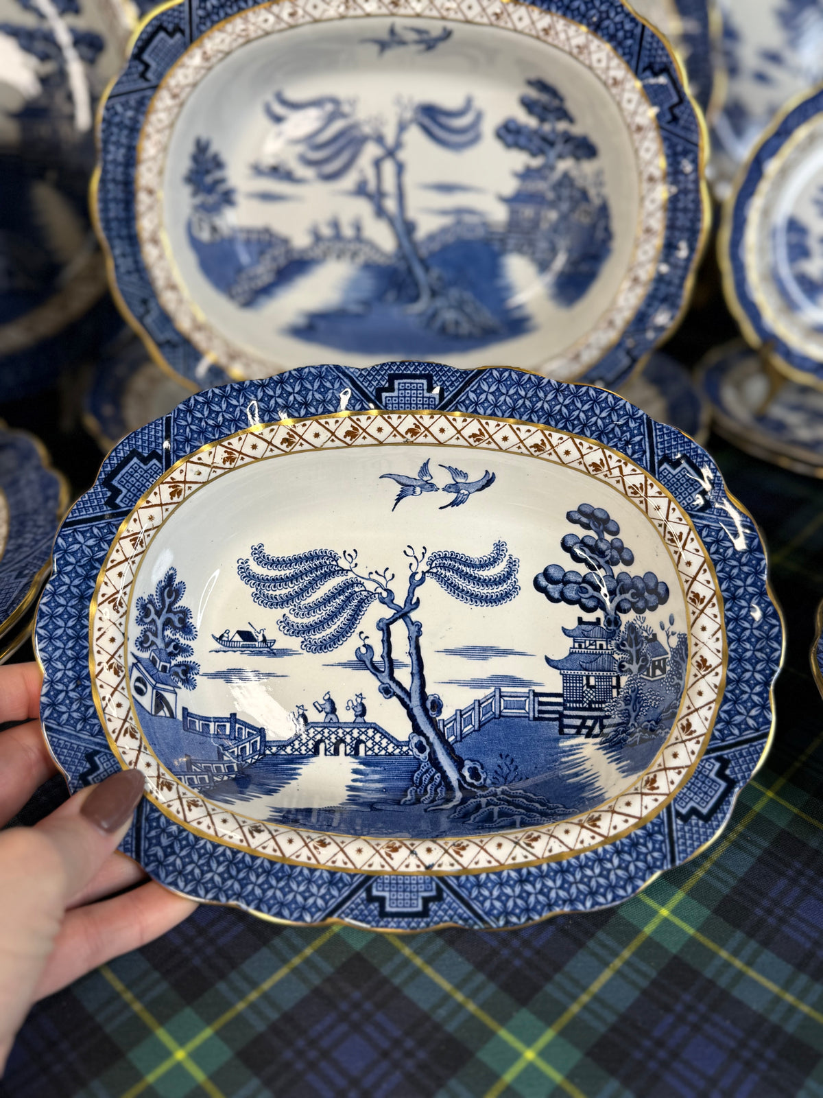 Vintage Booths Real Old Willow Oval Serving Dish | A8025 | 8.75” × 6.75”