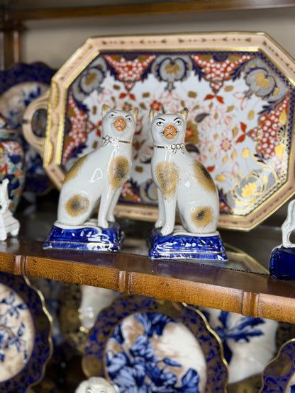 Antique 19th Century Staffordshire Cat Pair with Cobalt Bases | Style DA4481 | 7” Tall