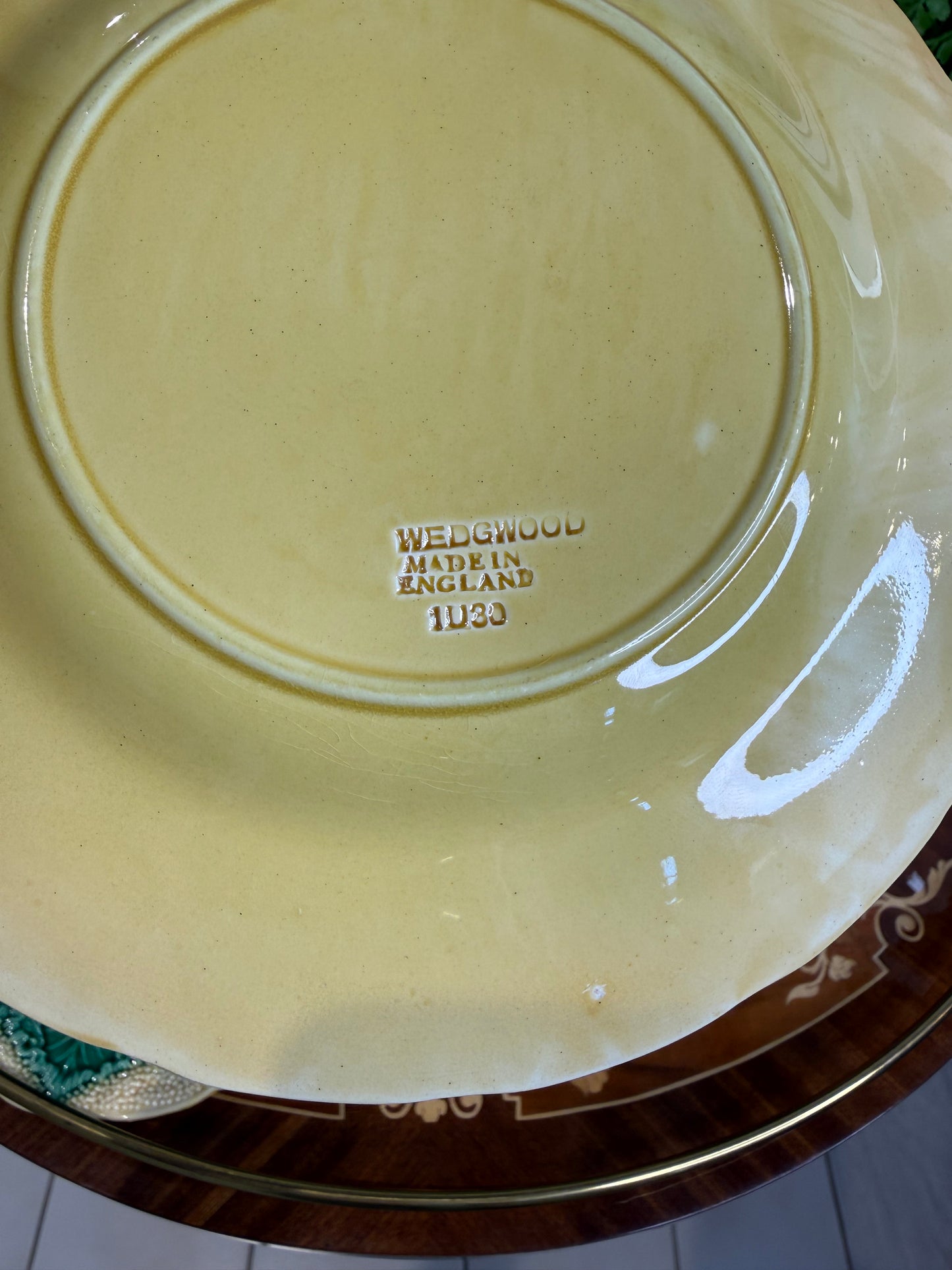 Set of (4) Antique Wedgwood Cauliflower Plates - 1920s English Majolica /Green Cauliflower Leaf Pattern