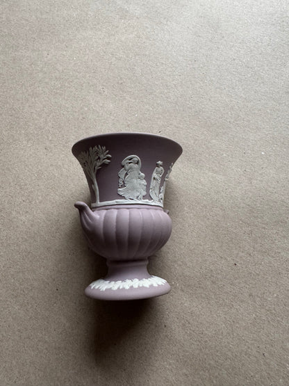 Lilac Wedgewood small vase with handles 3.5 tall 3 diameter
