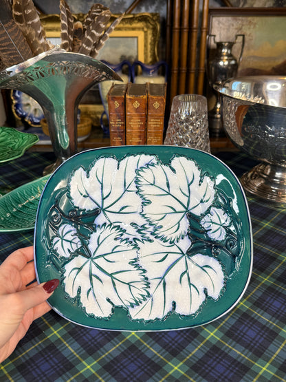 Antique Thomas Dimmock English Pearlware Green & White Leaf Pedestal Comport, c. 1830–1859