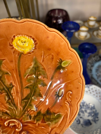 Stunning antique majolica dandelion plate!