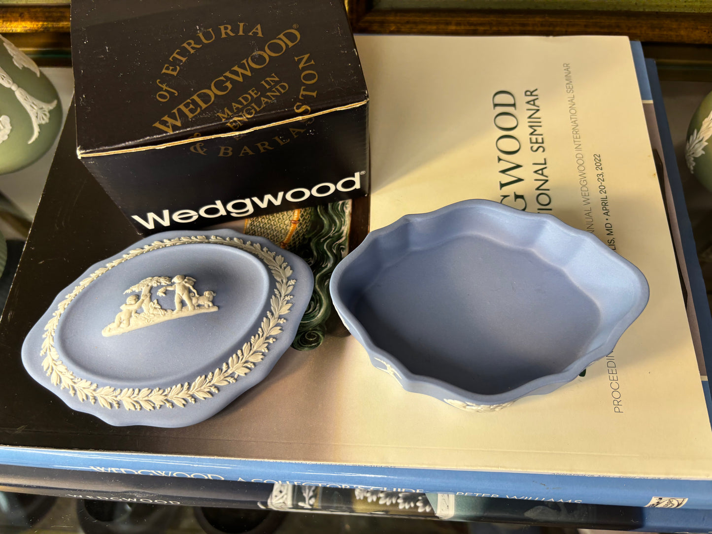 Wedgwood Jasperware trinket box with original box!