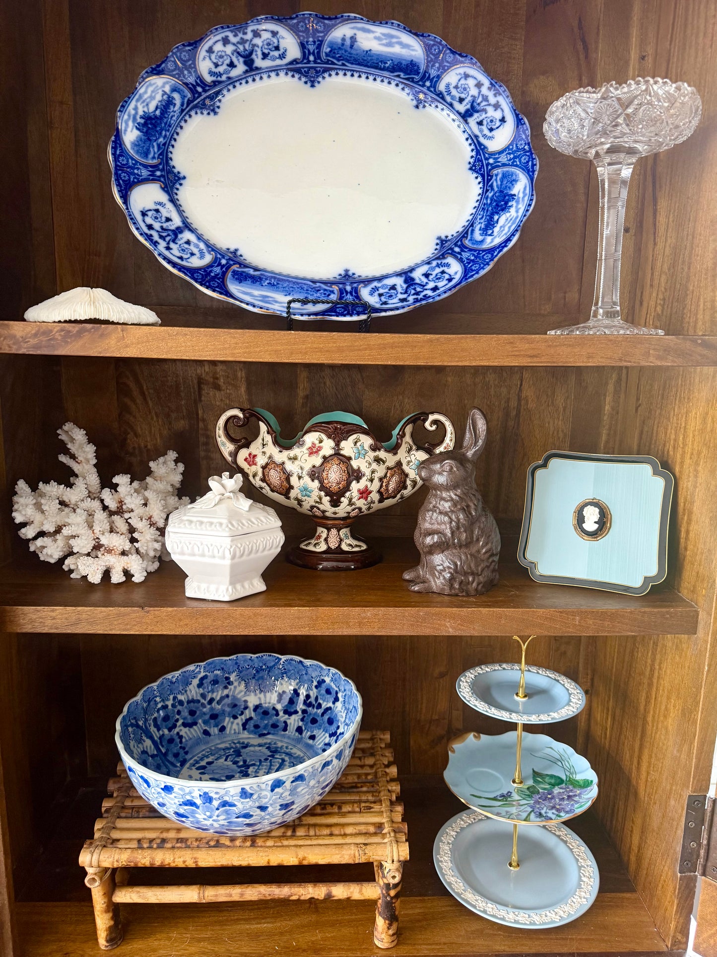 Antique Japanese Blue & White Floral Scalloped Edge Bowl