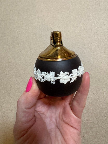 Black bassalt Wedgewood lighter