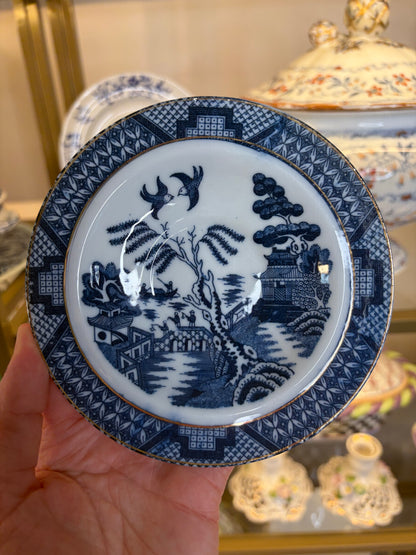 Beautiful French Blue Willow small shallow bowls set of 5!