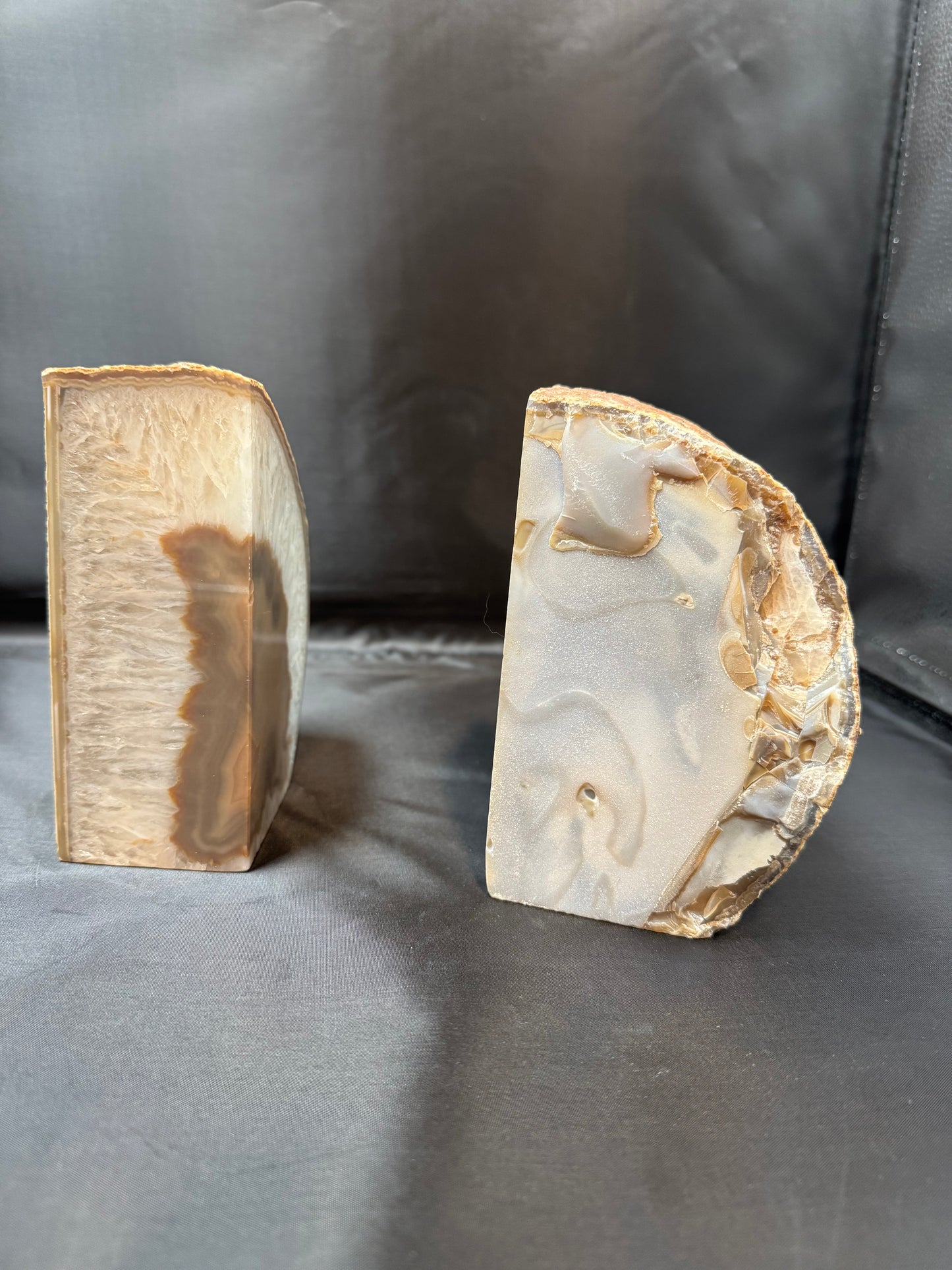 Live 09/01 Agate bookends