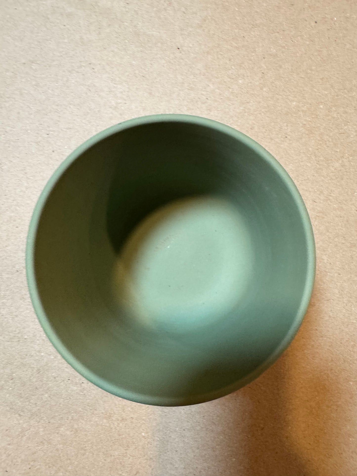 RESERVED -  MARYBOURDAGE - Live 06/15 sage green Wedgwood pot