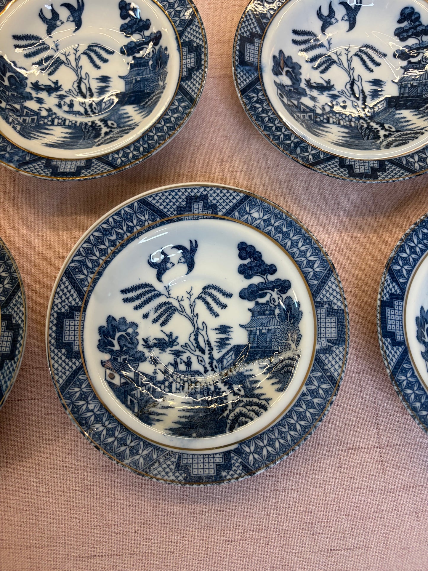 Beautiful French Blue Willow small shallow bowls set of 5!