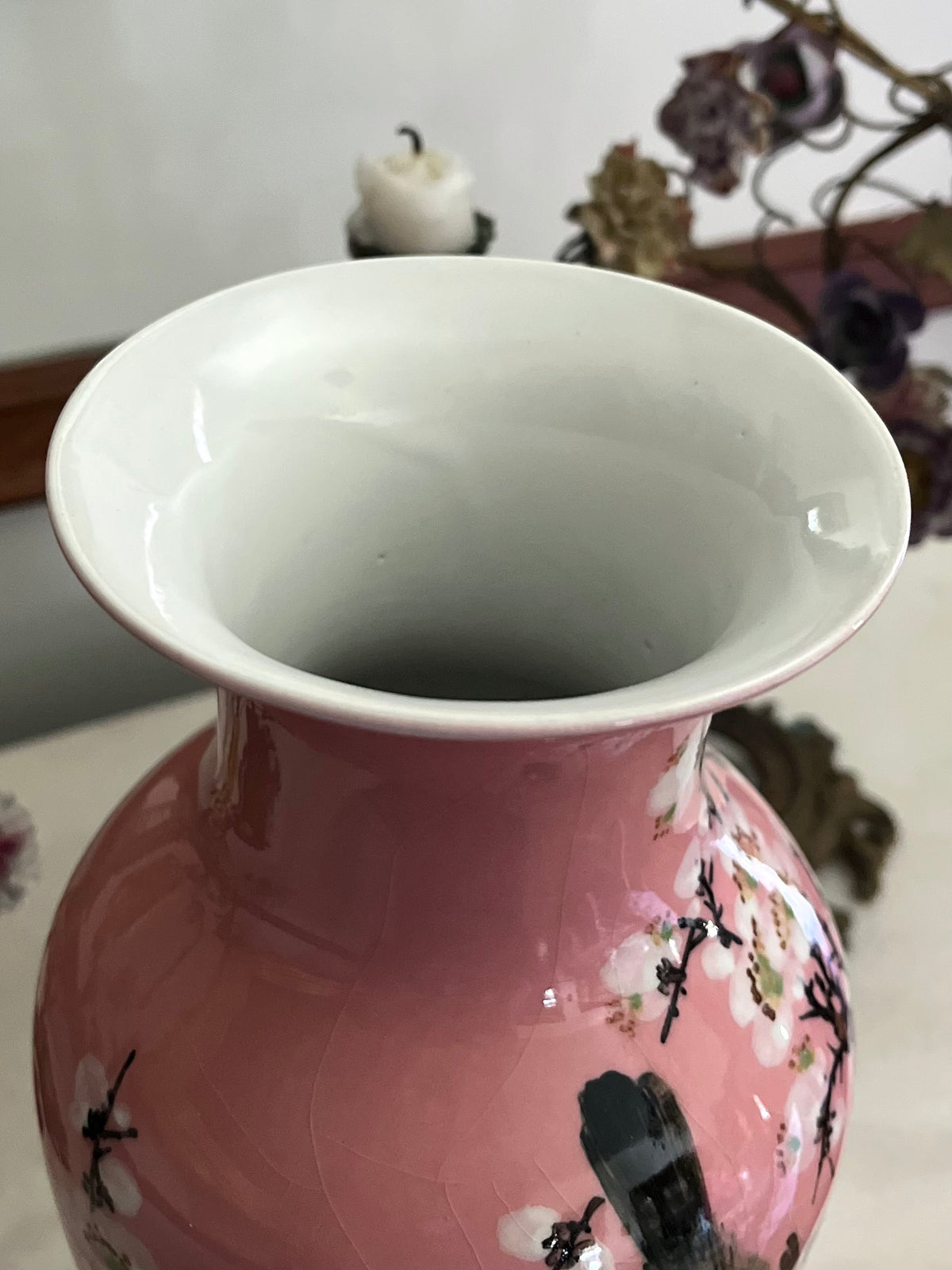 Gorgeous Pink Chinoiserie Hand Painted Enamel Birds And Blossoms Vase - Chinese Export