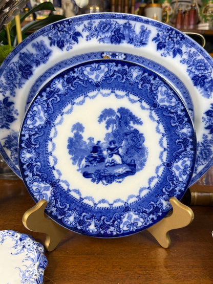 Royal Doulton Watteau Flow Blue Ceramic Stand | Blue & White | c.1900 | 9” D | #DA4588