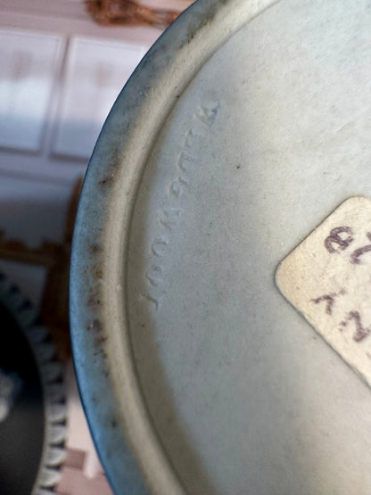 EXQUISITE RARE 18th Century Wedgwood Black Basalt Jasper Dip Trembleuse, 4"