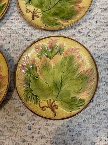 Majolica set of 4 leaf plates!