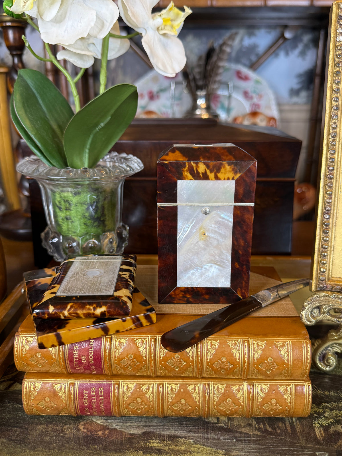 Antique Victorian Tshell & Mother-of-Pearl Sewing Etui | Complete Fitted Sewing Box | Lavender Satin Interior | Jackson-Mitchell Provenance | 4”