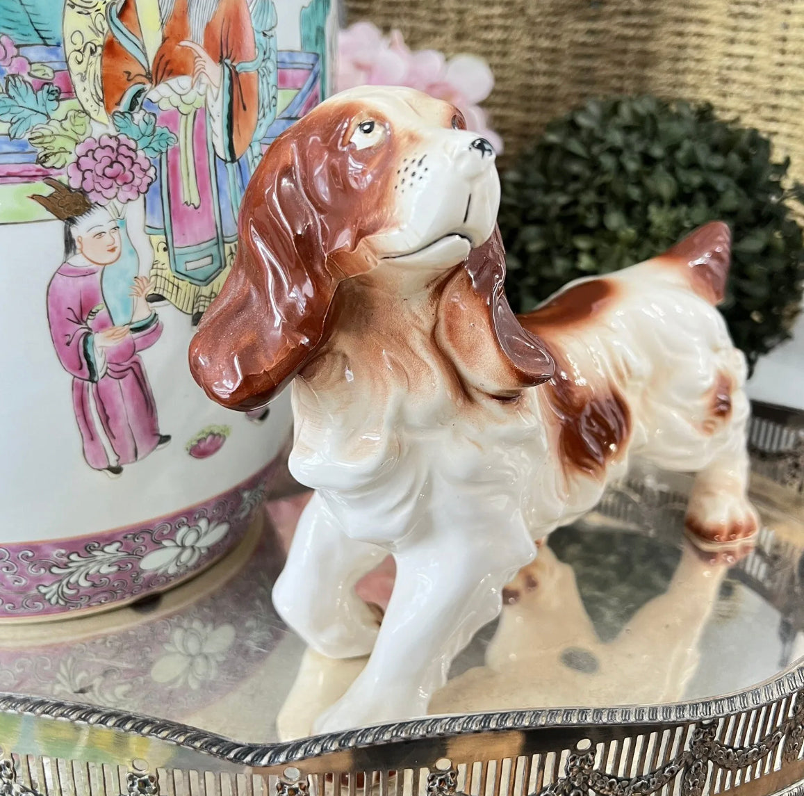 Vintage Spring / Cocker Spaniel Glazed Ceramic Figurine Original Sticker 9x7