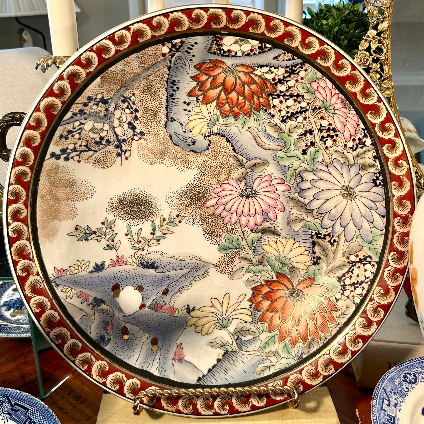 Gorgeous chinoiserie  chrysanthemum massive 14 in platter
