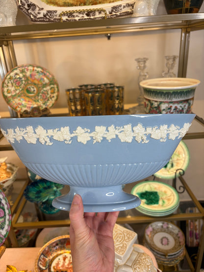 Gorgeous Wedgwood Queen’s ware oval centerpiece bowl!