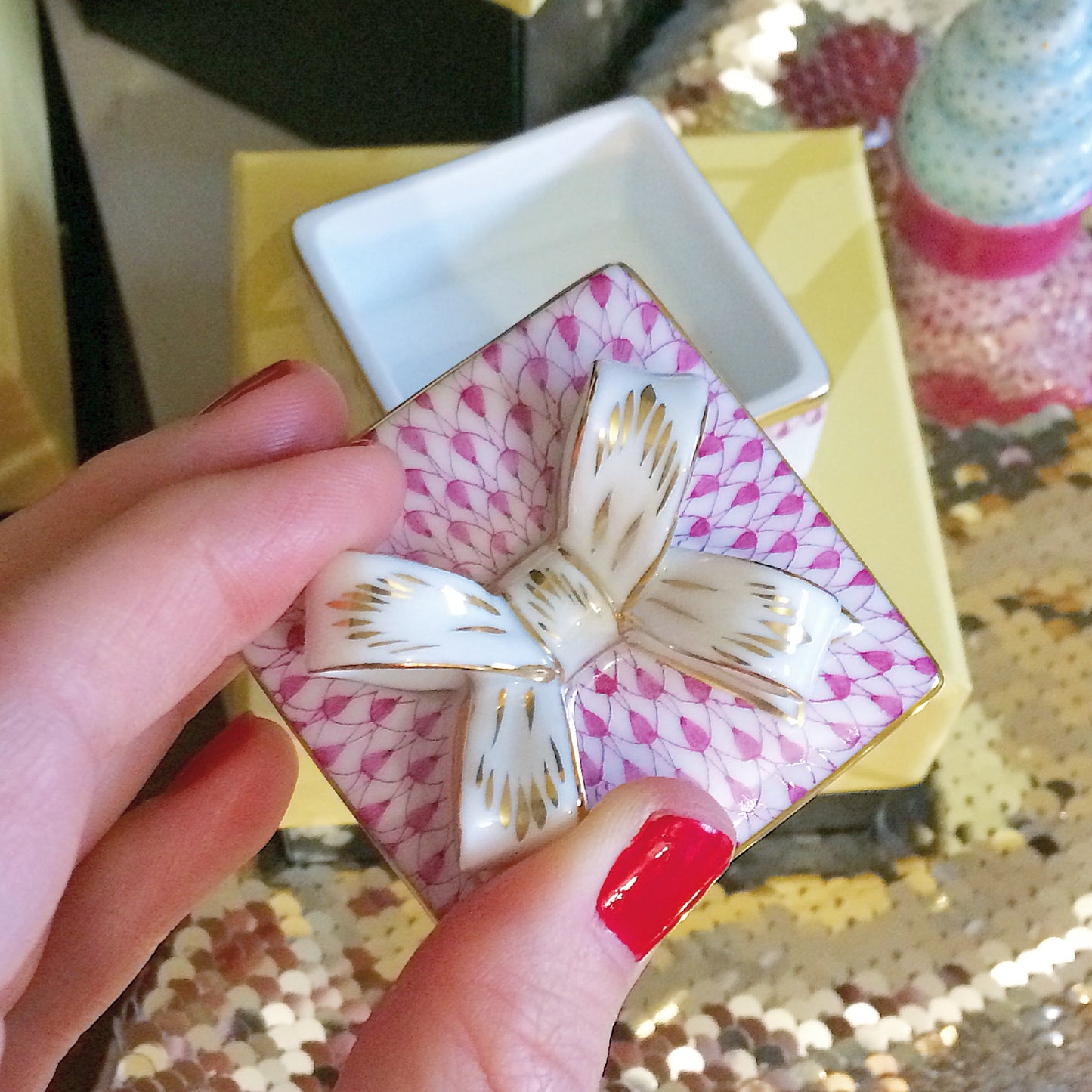 Herend Fishnet hand-painted porcelain with 24K gold: Box with Bow - 2” L × 1.75” H,