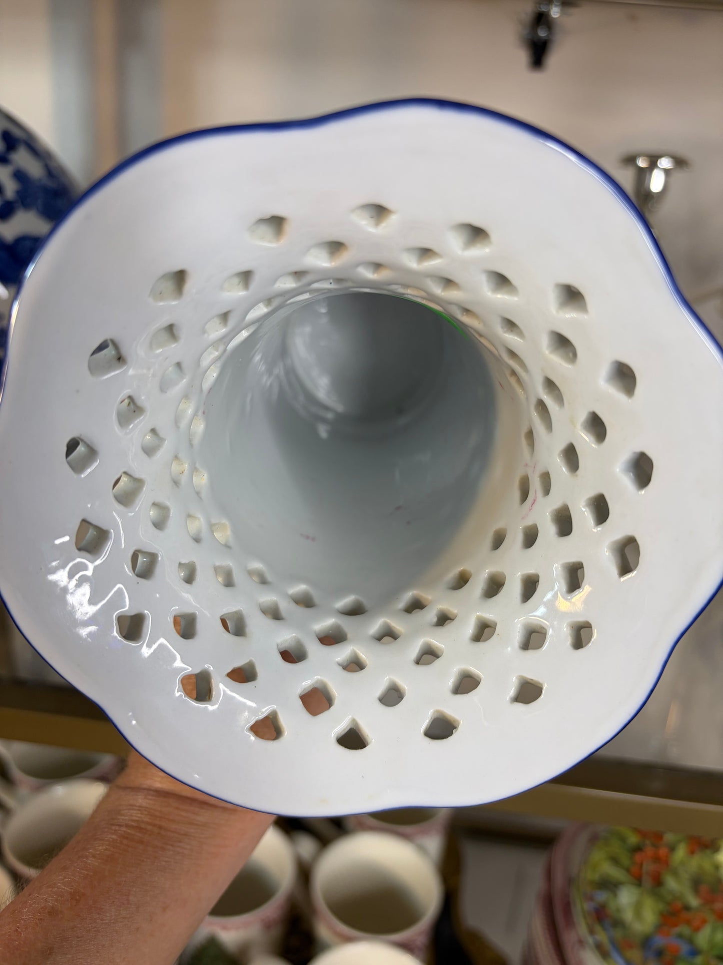 Lovely reticulated blue and white floral bowl and vase set!