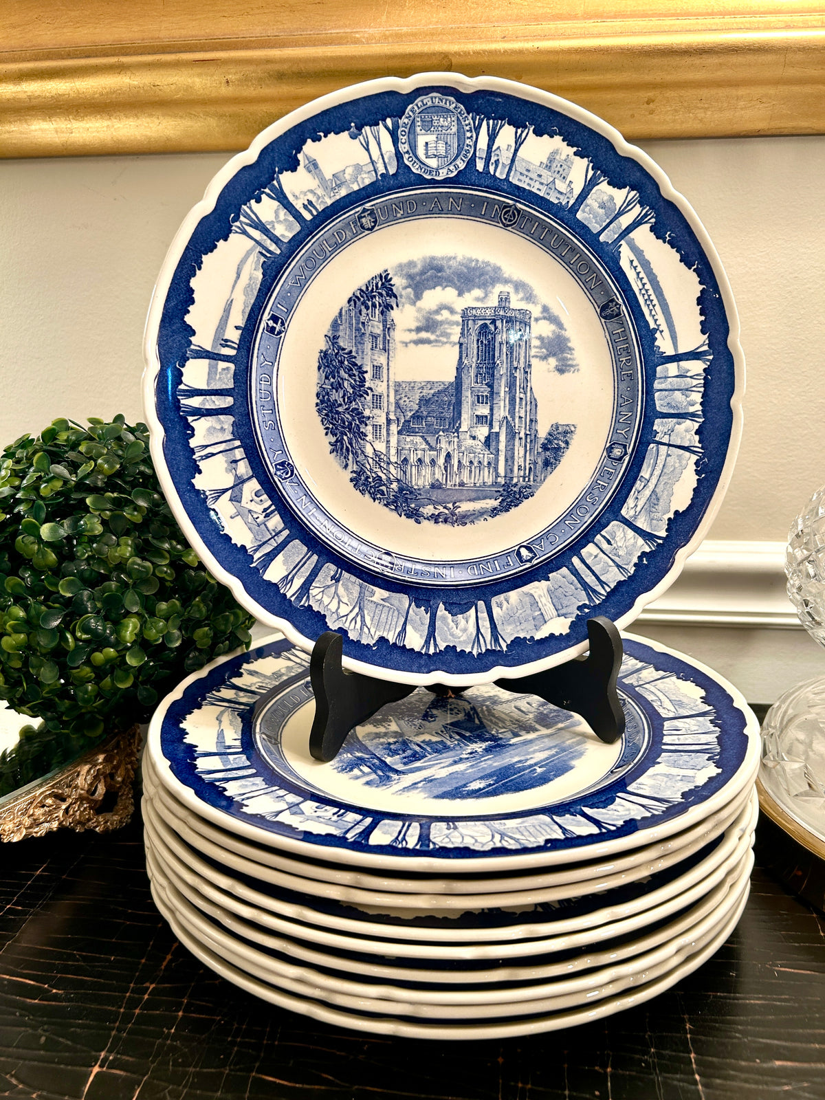 RARE Stunning SET OF 8 WEDGWOOD MIT MASSACHUSETTS INSTITUTE of TECHNOLOGY BLUE 10.5d  PLATES