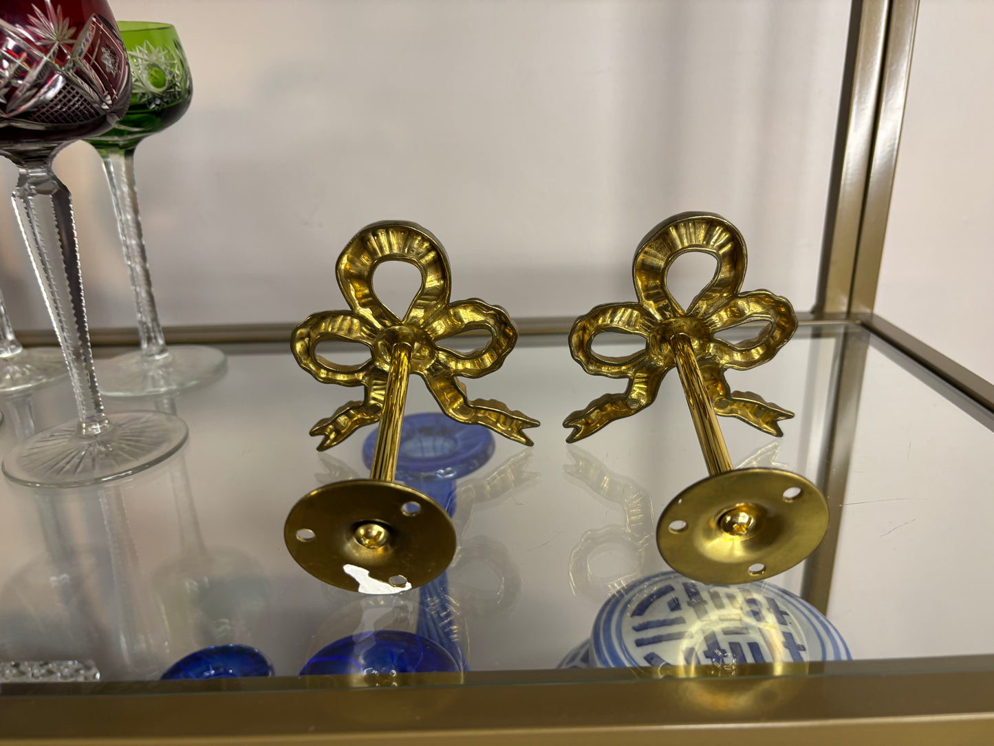 Lovely brass bow curtain tie backs pair!
