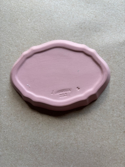 Beautiful oval pink dish Wedgwood