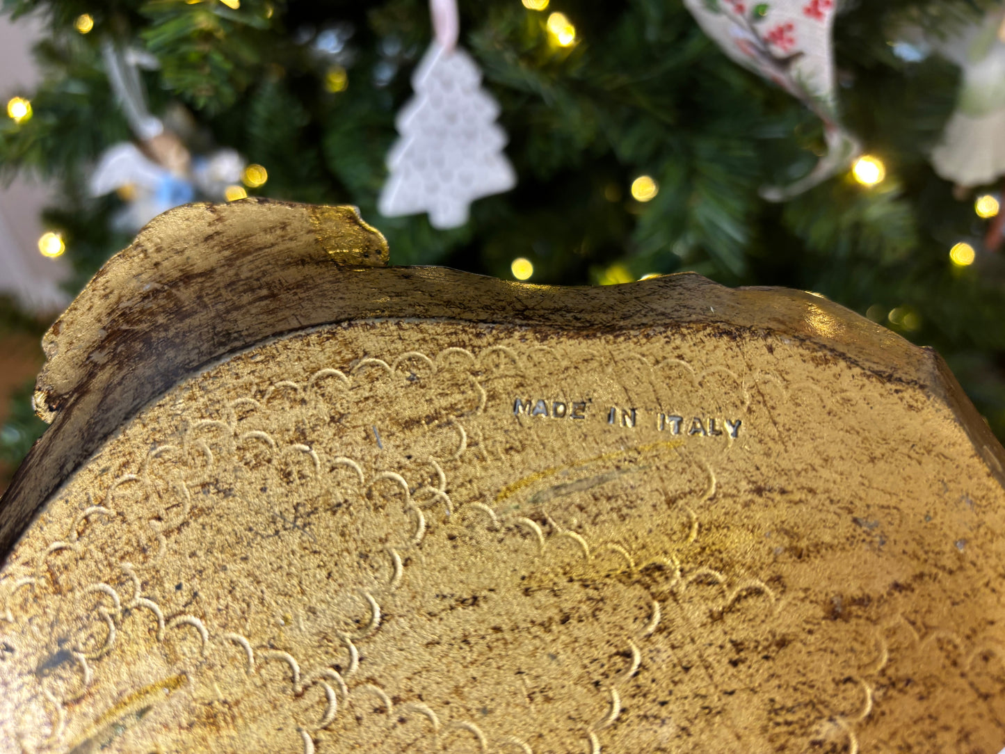 Beautiful gold and white Florentine tray!