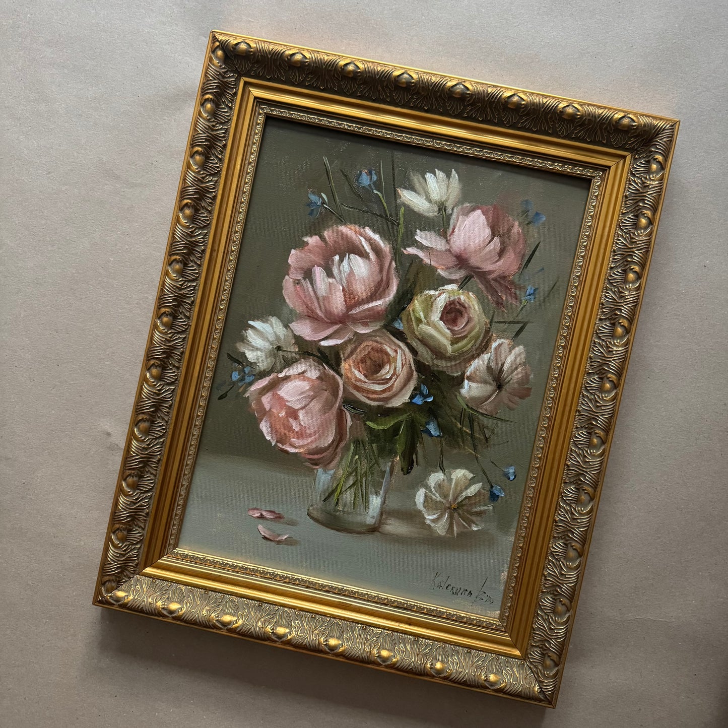 Auction painting floral bouquet