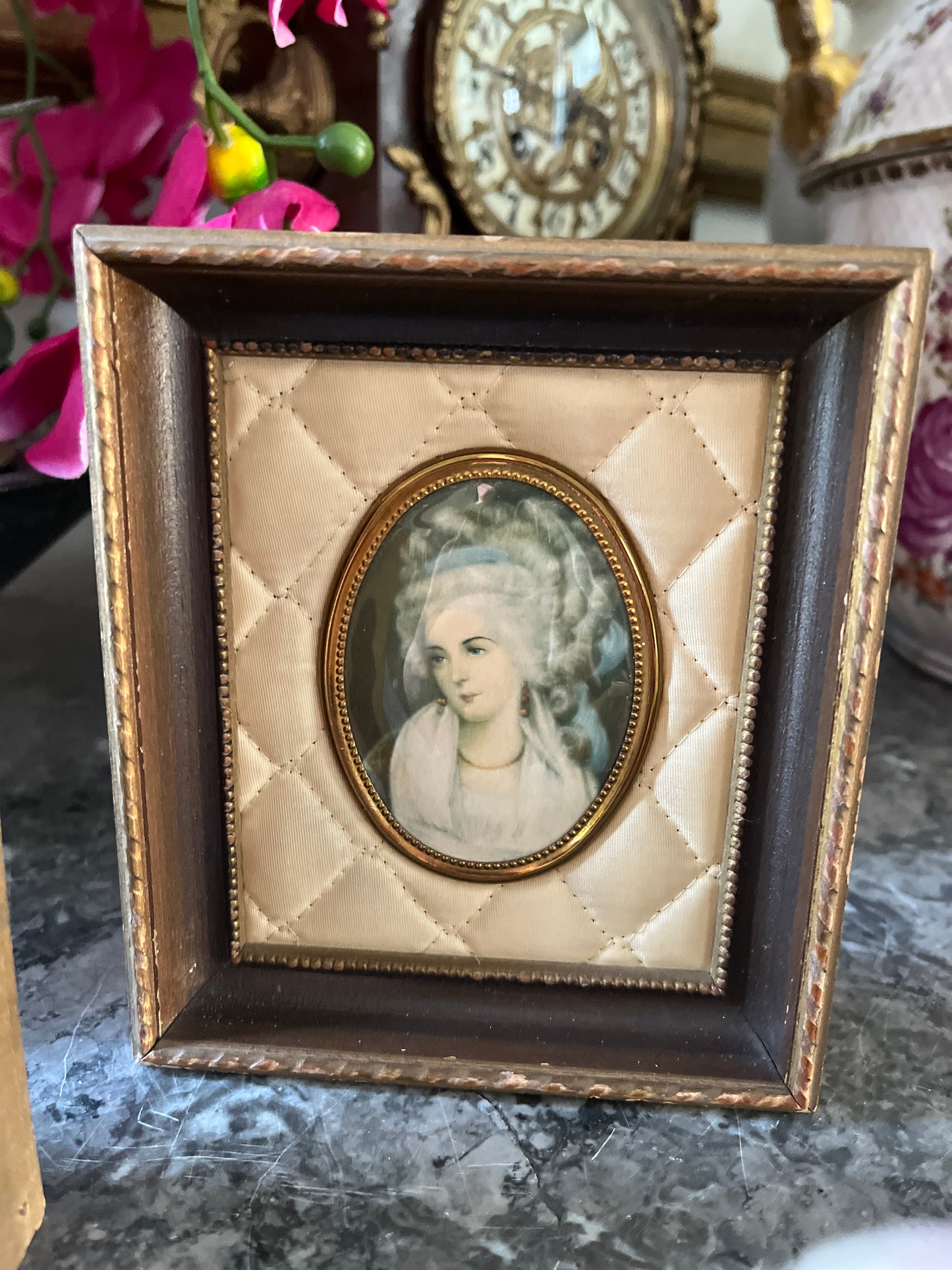 Live 06/05 Pair Of Cameo Creations Portraits