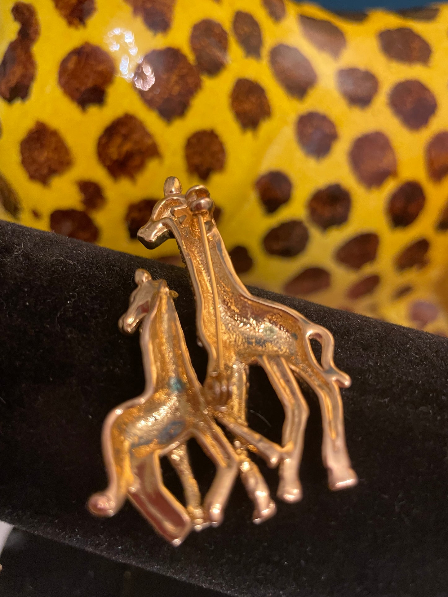 Vintage 2” Giraffe Pair Rhinestone Brooch - Pristine!