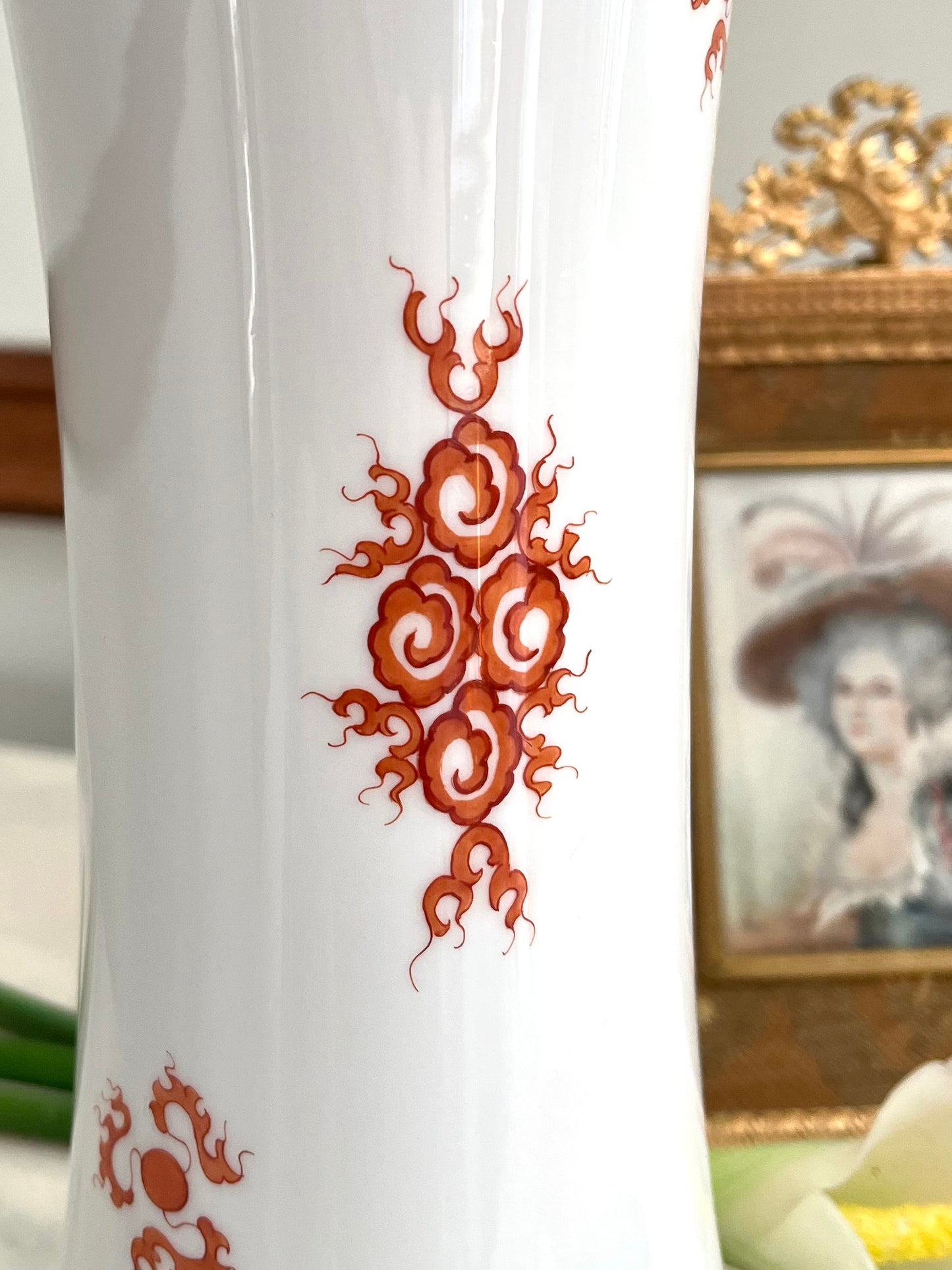 Meissen Ming Dragon Porcelain Vase
Red Dragon on White with Gilt Rim - Crossed Swords/Numbered/Artist Signed