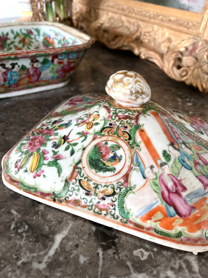 Rare Celadon/Floral-Interior Rose Medallion Covered Dish (19th C. Chinese Export)