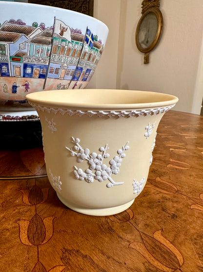 Wedgwood Jasperware Primrose Yellow “Emperor” Cachepot, Prunus Blossom Relief, 1977
