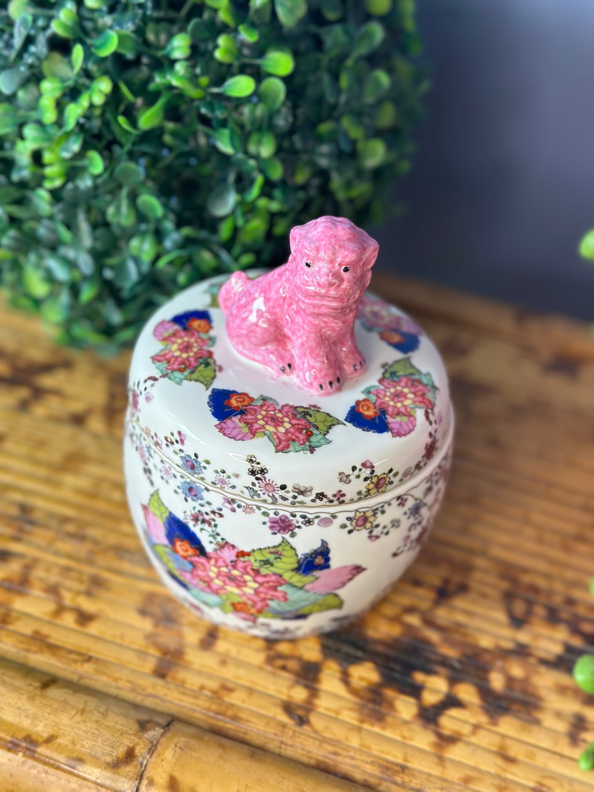 tobacco leaf staffordshire dogs Dog Small 41343 A perfect addition to any collection Large Tobacco Leaf floral Staffordshire