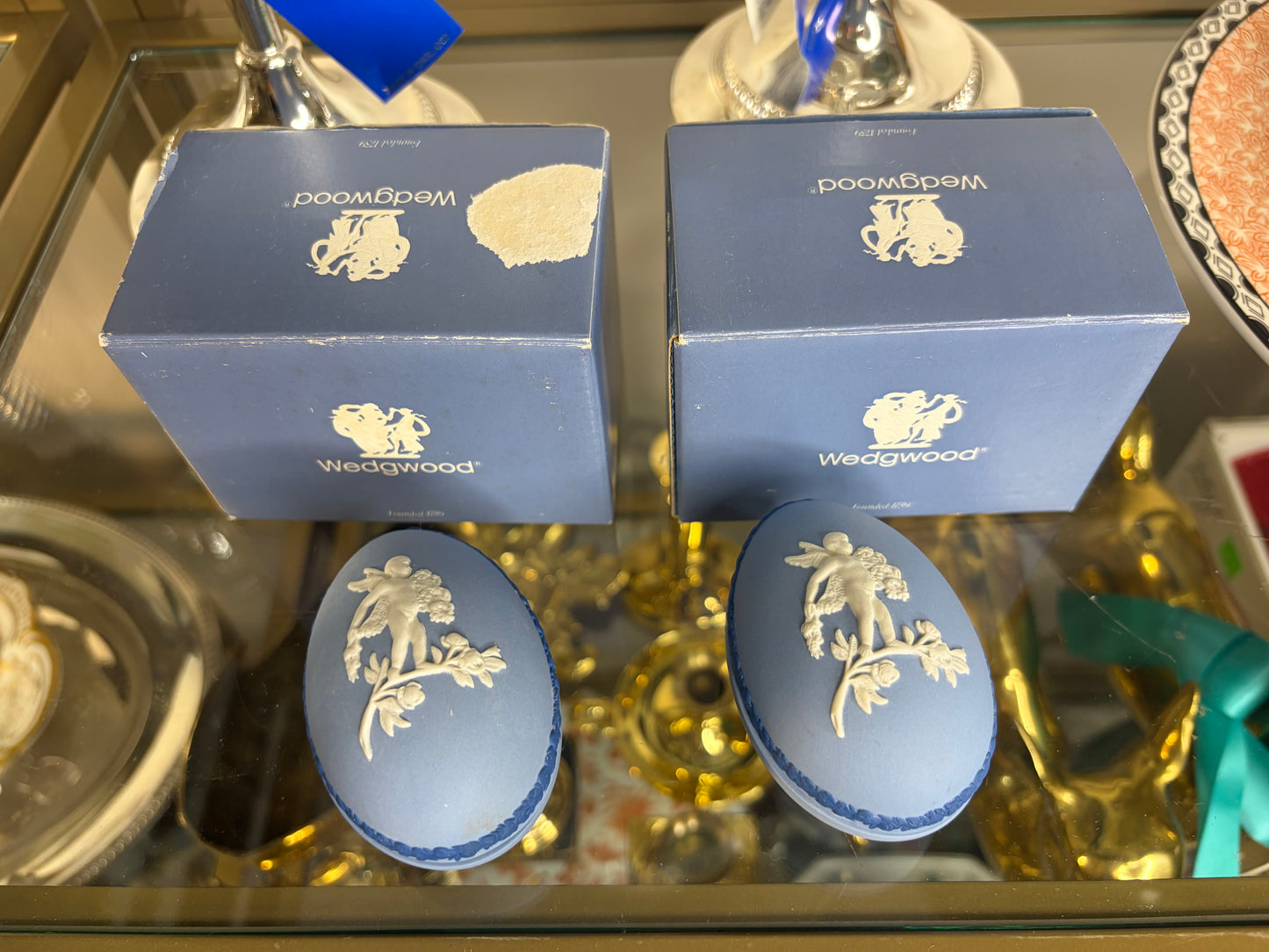 Lovely Wedgwood cherub egg trinket boxes! Two available; sold separately!