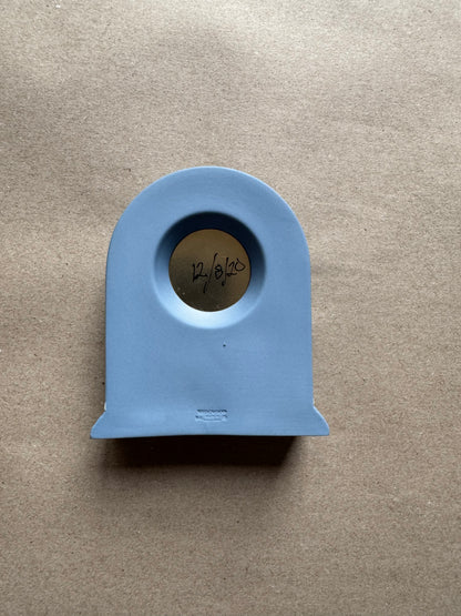 Light blue Wedgewood clock 5x4”￼