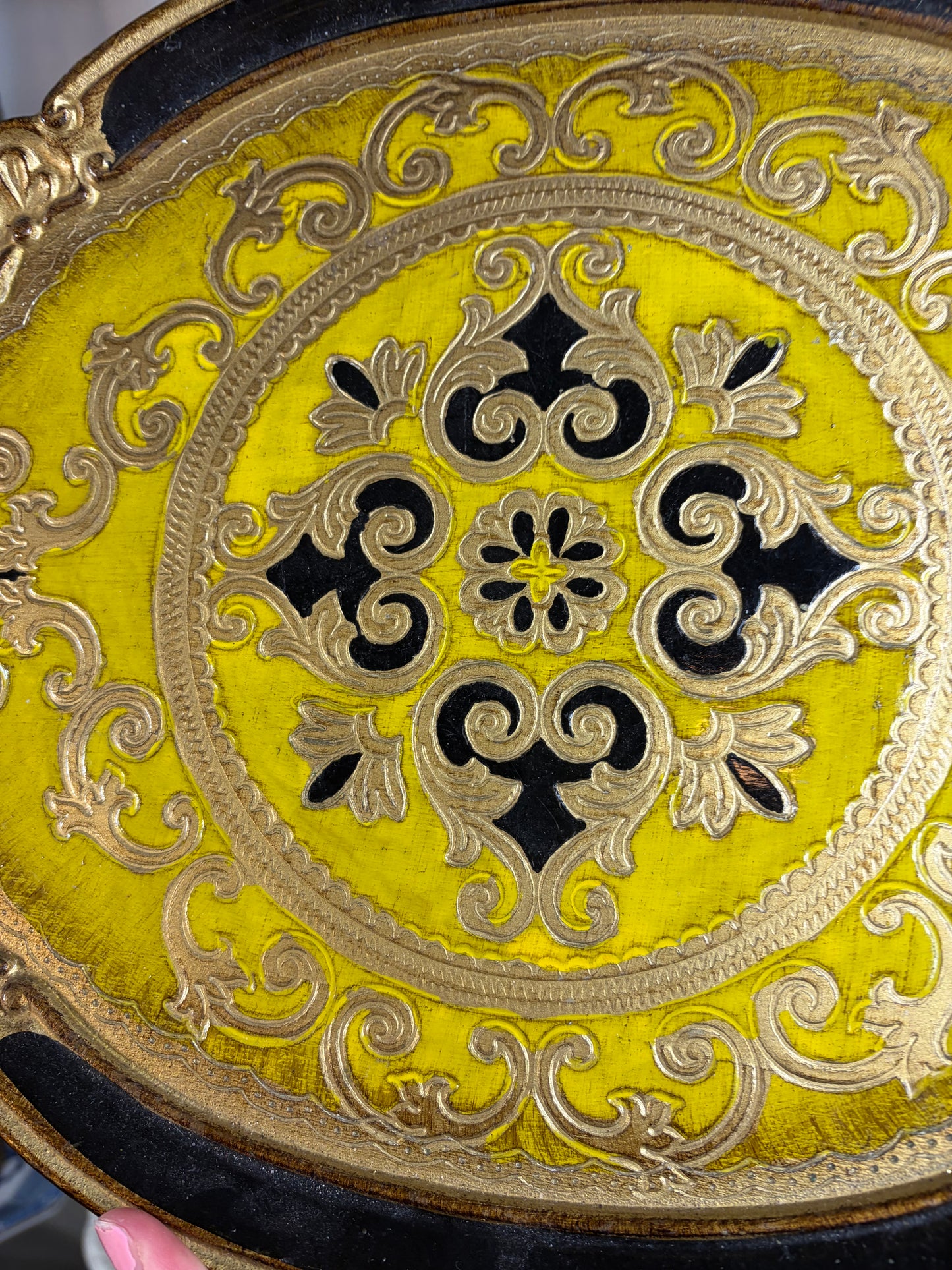 Gorgeous Florentine oval tray!