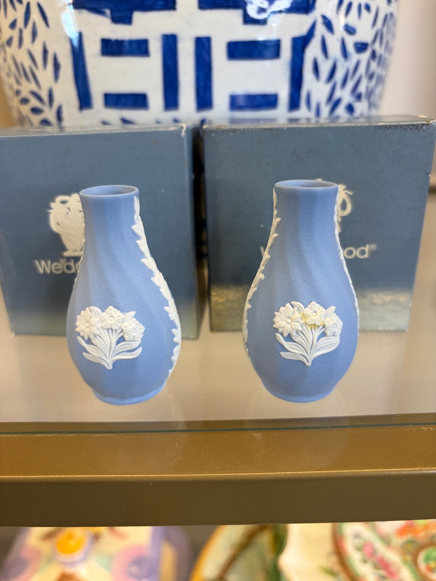 Sweetest Wedgwood mini bud vases pair!