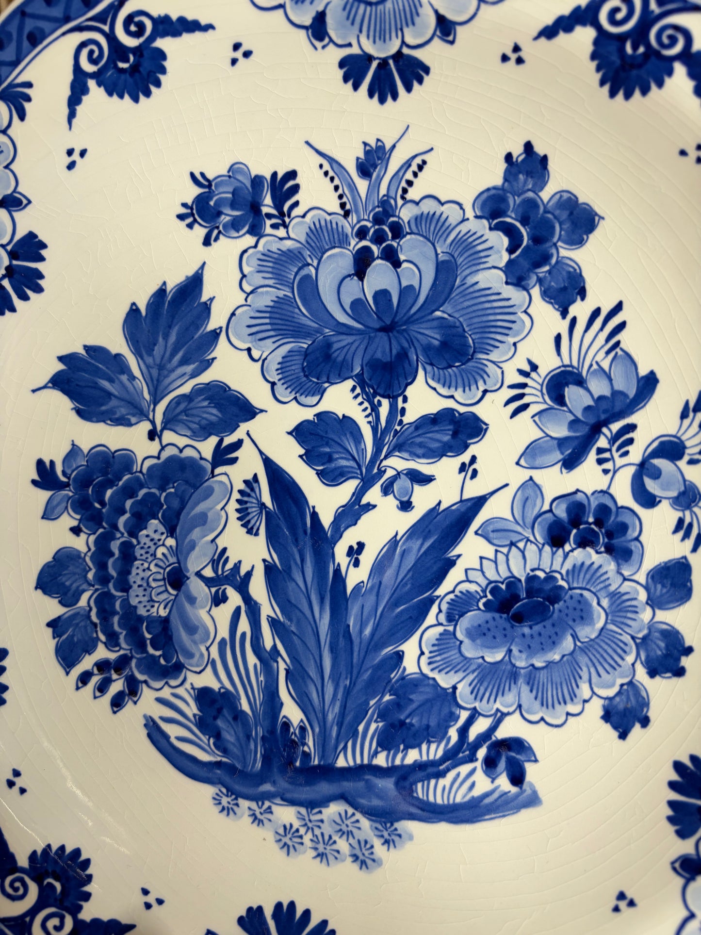 Beautiful Royal Delft floral platter!