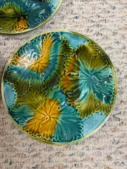 Gorgeous majolica leaf plates set of 3!
