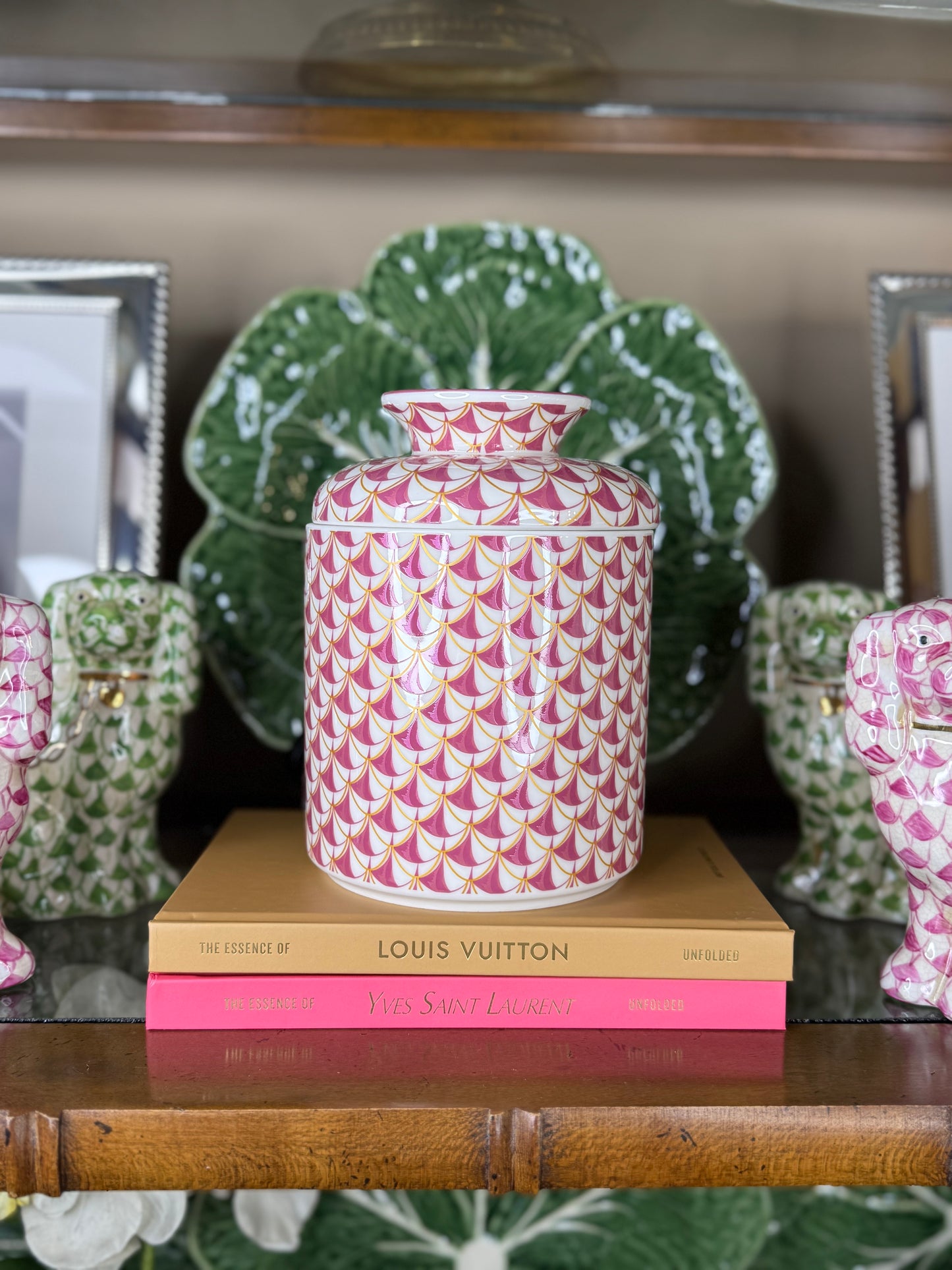 Danny's Fine Porcelain: Pink Fishnet Porcelain Tissue Box Cover – Round Hand-Painted Decorative Tissue Holder, 7” #41437