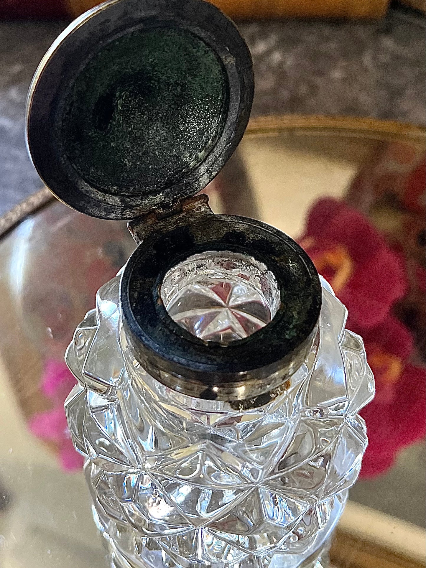 Live 06/02 Victorian French Crystal And Brass Inkwell