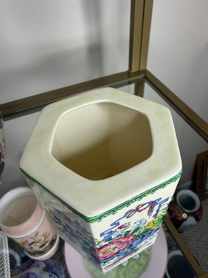 Beautiful Mason’s tea caddy!