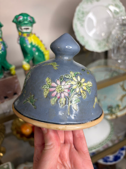Lovely bird and floral lidded ginger jar!