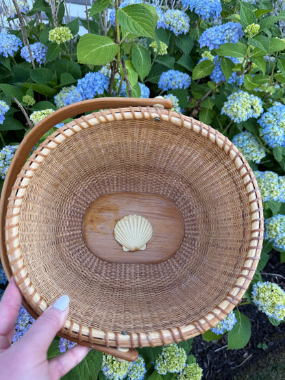 Vintage Scallop Shell Woven Nantucket Style Handled Basket